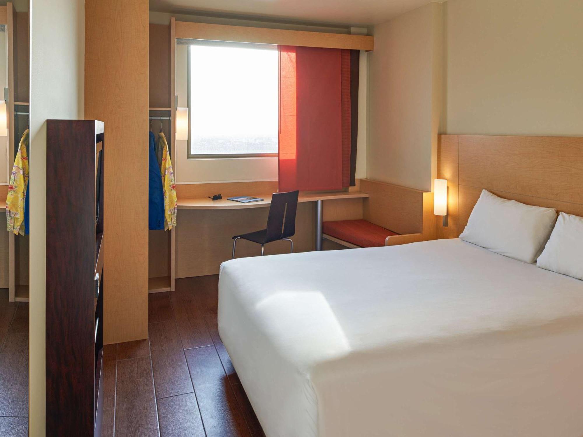 Ibis Cancun Centro Bagian luar foto