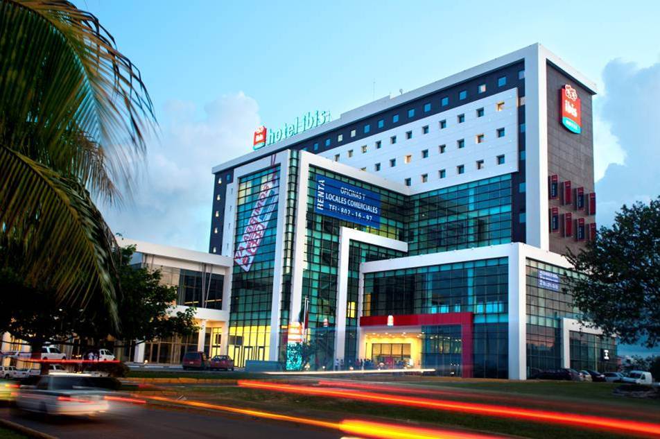 Ibis Cancun Centro Bagian luar foto